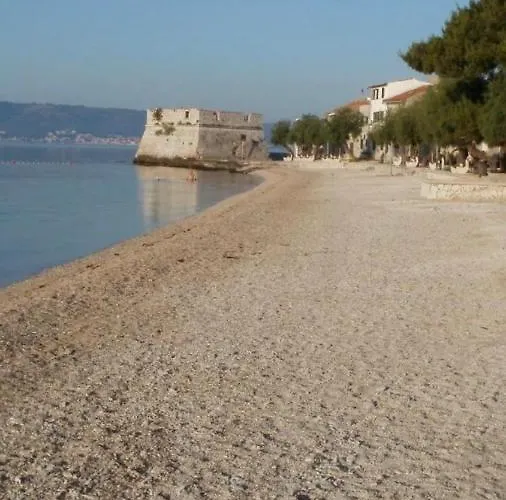 Trogir Split Bed & Breakfast Kaštela